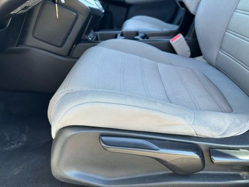 Used 2021 Honda CR-V LX image 7