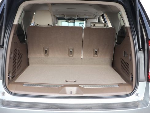 Used 2023 GMC Yukon XL Denali w/ Max Trailering Package image 29