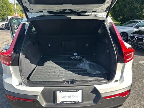 Used 2026 Volvo XC40 B5 Plus w/ Protection Package Premier AWD/4WD image 20
