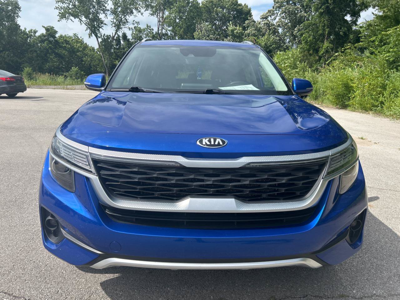 Used 2021 Kia Seltos S AWD/4WD image 2