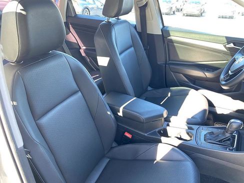 Used 2020 Volkswagen Jetta SE image 21
