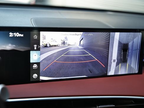 Used 2026 Genesis GV70 3.5T Sport Prestige image 37