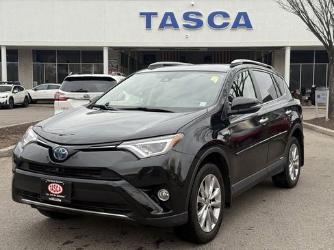 Used 2017 Toyota RAV4 Limited image 1