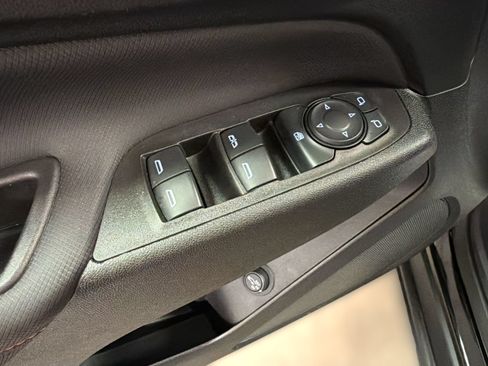 Used 2024 Chevrolet Equinox RS FWD image 27