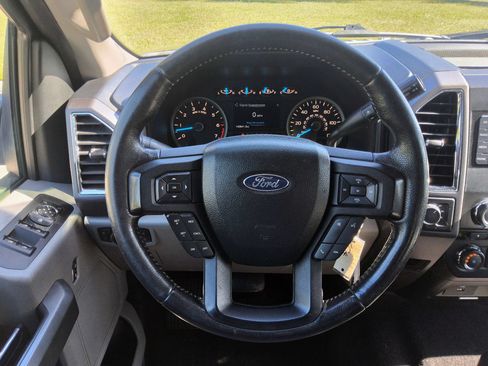 Used 2016 Ford F150 XLT w/ Equipment Group 301A Mid AWD/4WD image 9