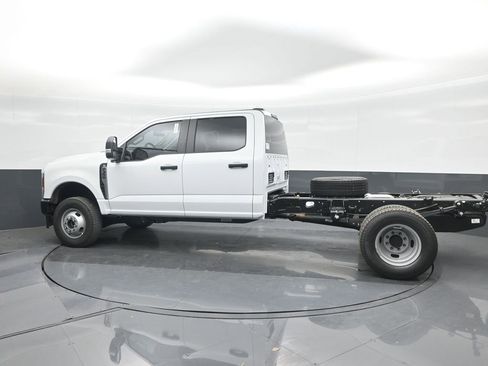 New 2025 Ford F350 XL image 24