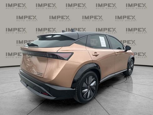 Used 2023 Nissan Ariya image 5
