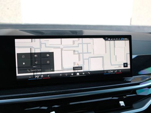 Used 2024 BMW X5 M60i w/ Executive Package image 40