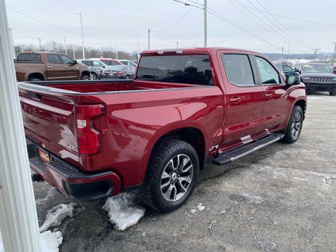 Used 2022 Chevrolet Silverado 1500 RST w/ Z71 Off-Road Package AWD/4WD image 6
