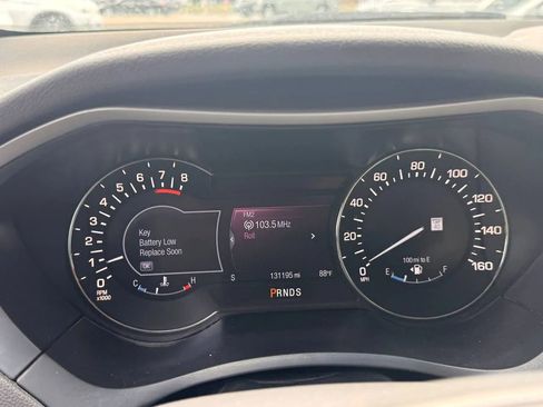 Used 2013 Lincoln MKZ FWD image 6