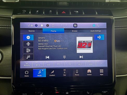 Used 2023 Jeep Grand Cherokee L Limited image 19