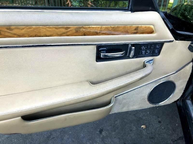 Used 1994 Jaguar XJS 4.0 Convertible RWD image 4