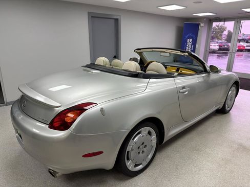 Used 2003 Lexus SC 430 Convertible RWD image 6