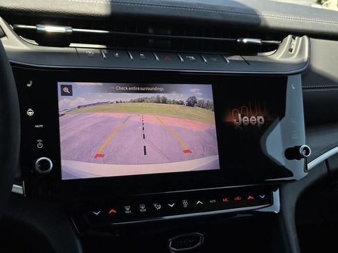 New 2026 Jeep Grand Cherokee L 2WD image 19