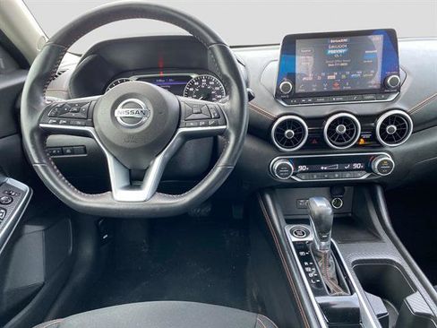 Used 2020 Nissan Sentra SR image 11
