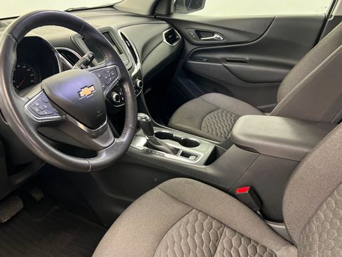 Used 2019 Chevrolet Equinox LT FWD image 16
