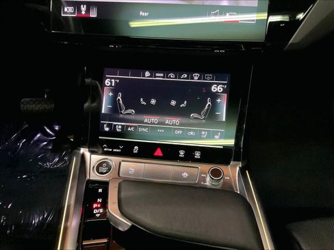 Certified 2023 Audi e-tron Chronos w/ Chronos Package AWD/4WD image 32
