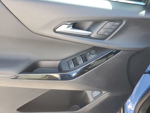 Used 2025 Chevrolet Equinox RS w/ Safety and Technology Package FWD image 25