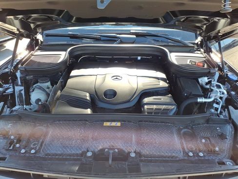 New 2026 Mercedes-Benz GLS 450 4MATIC image 9
