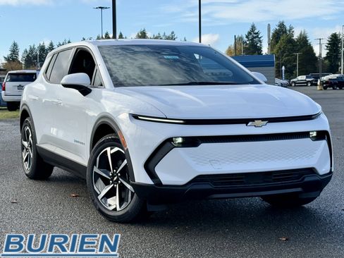 New 2026 Chevrolet Equinox EV LT image 7