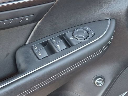 Used 2023 Buick Envision Avenir AWD/4WD image 13