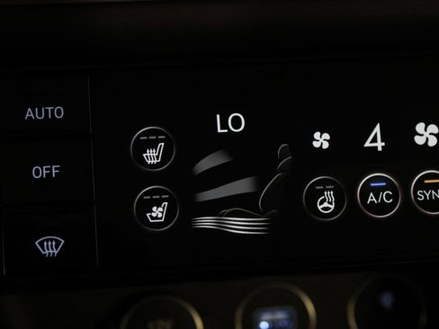 Used 2025 Genesis G70 3.3T Advanced w/ Sport Prestige Package image 24