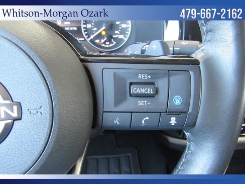 Used 2023 Nissan Pathfinder SL image 35