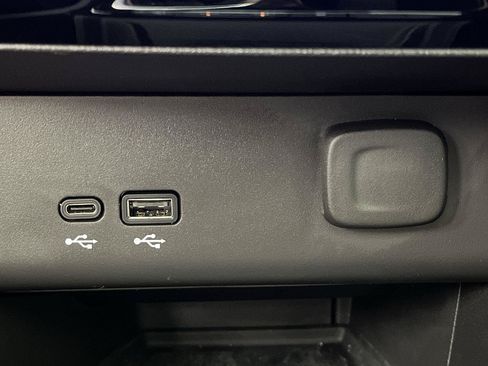 Used 2026 Buick Encore GX Avenir w/ Avenir Technology Package AWD/4WD image 23