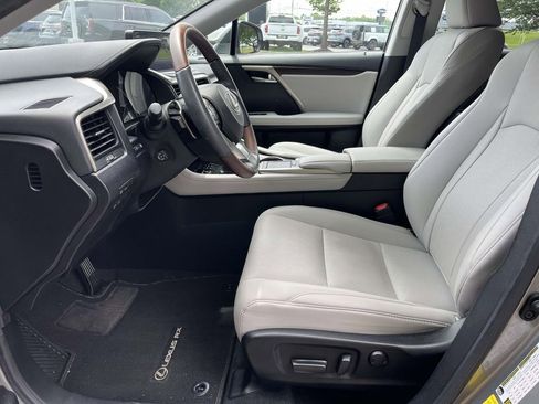 Used 2022 Lexus RX 350 FWD w/ Premium Package image 11