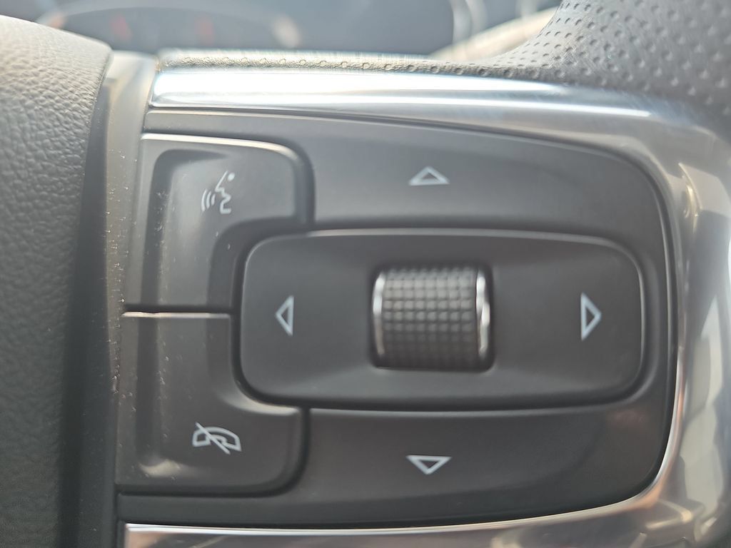 Used 2023 Chevrolet Blazer LT w/ Convenience Package FWD image 18