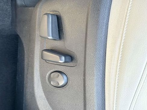 Used 2022 Kia Telluride EX image 27