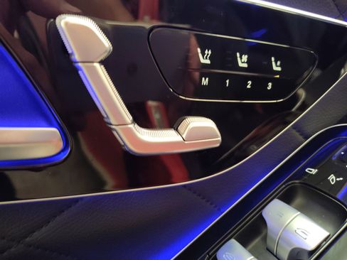 Used 2024 Mercedes-Benz S 580 4MATIC Sedan image 20