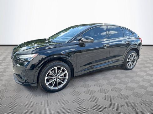 Used 2022 Audi Q4 e-tron Premium Plus AWD/4WD image 3