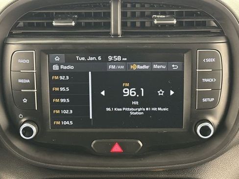 Used 2023 Kia Soul LX w/ Option Group 015 image 10