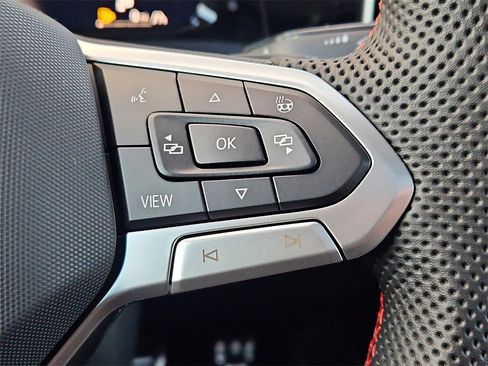 New 2026 Volkswagen GTI SE image 18