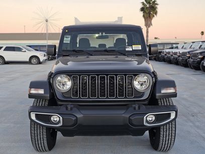 New 2026 Jeep Gladiator Sport