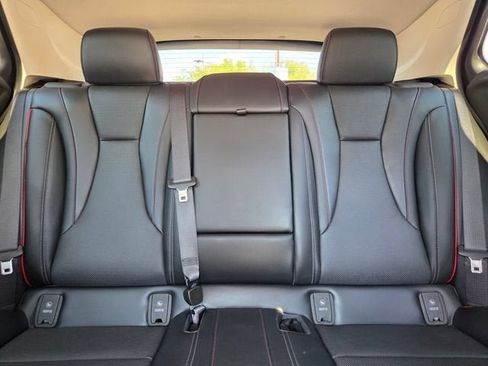 Used 2023 Buick Envision Essence w/ Sport Touring Package FWD image 12