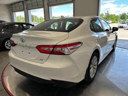 Used 2020 Toyota Camry LE FWD image 6