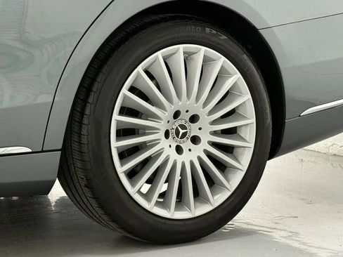 Used 2018 Mercedes-Benz S 560 4MATIC Sedan image 47