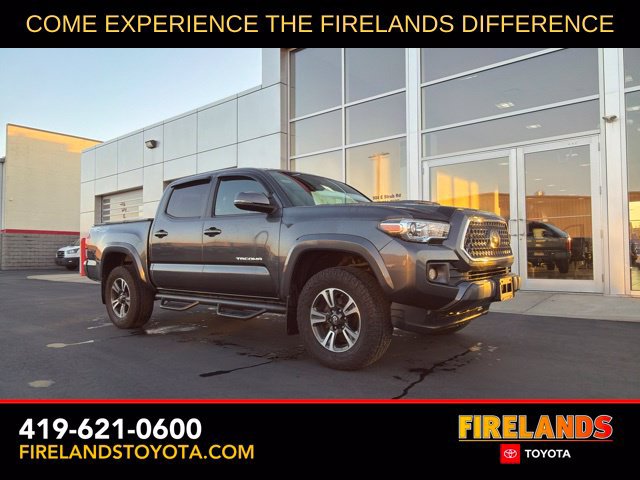 Used 2018 Toyota Tacoma TRD Sport AWD/4WD image 1