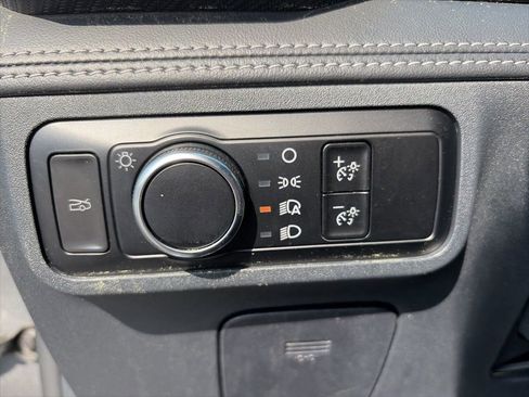 Used 2024 Ford Mustang Premium image 15