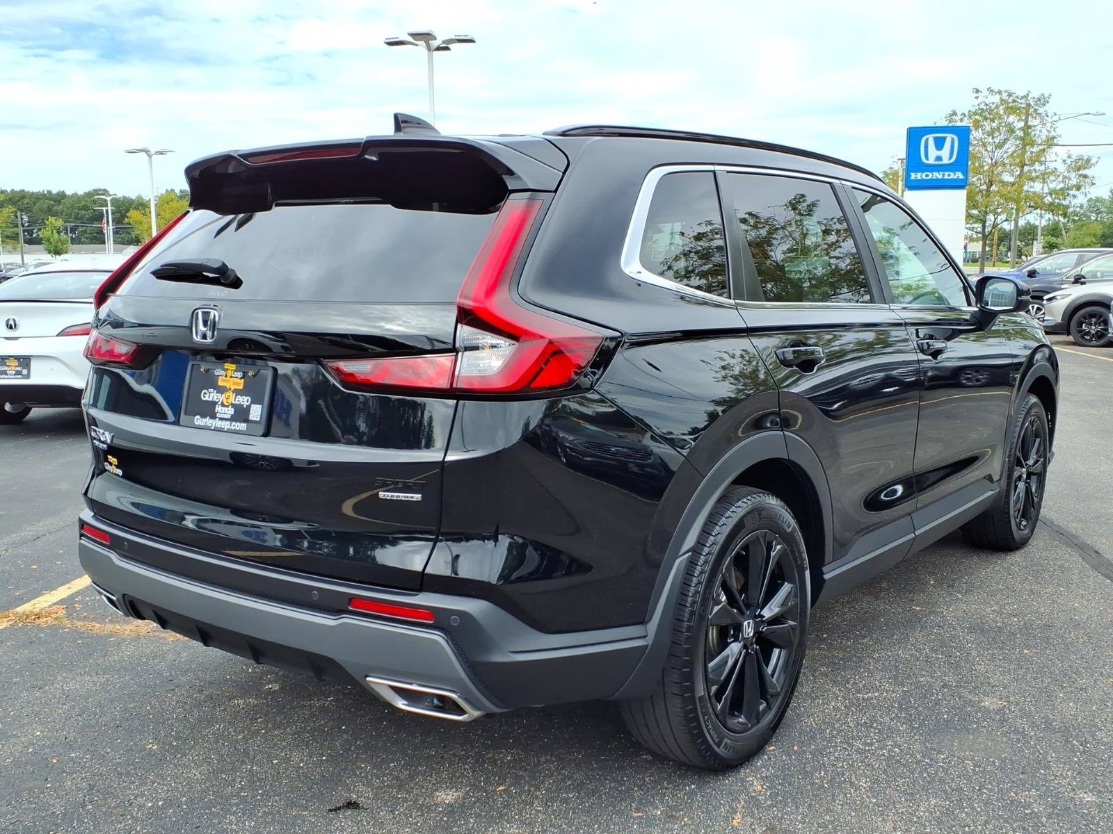 Used 2024 Honda CR-V Sport Touring image 12