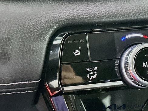 Used 2023 Honda Pilot Touring image 20