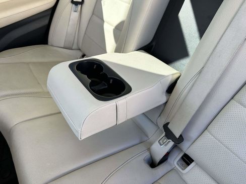 Used 2022 Mercedes-Benz GLE 350 4MATIC image 19