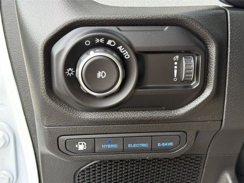 Used 2025 Jeep Wrangler Unlimited Sport S 4xe AWD/4WD image 31