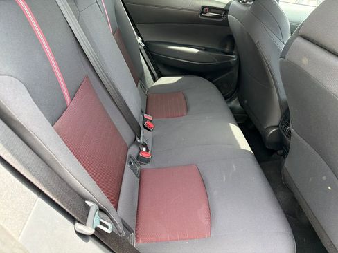 Used 2024 Toyota Corolla Cross AWD Hybrid w/ Moonroof Package image 15