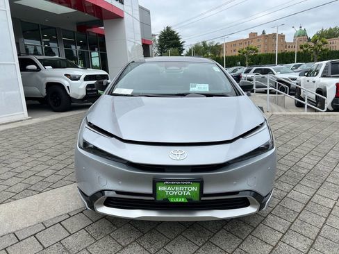 New 2026 Toyota Prius Plug-In Hybrid FWD image 8