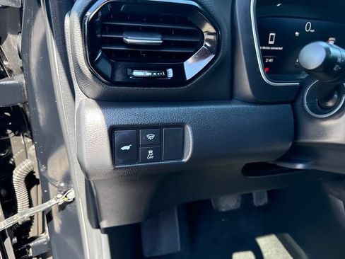 Used 2025 Honda Pilot Black Edition image 16