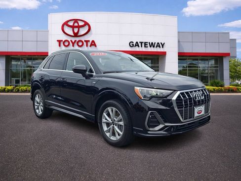 Used 2021 Audi Q3 2.0T Premium AWD/4WD image 3