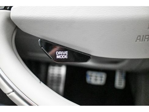 New 2026 Kia Niro Wave w/ Wave Preserve Package FWD image 25